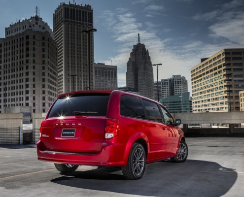 Dodge Grand Caravan 2015 - montréal & laval - exterieur coffre arrière rouge