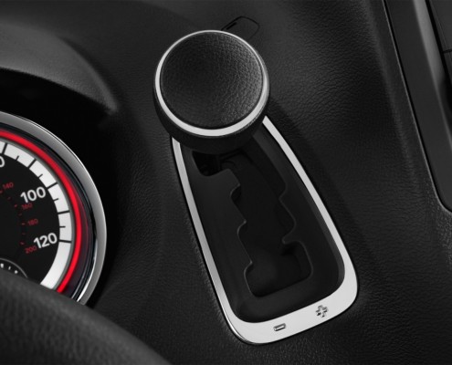 Dodge Grand Caravan 2016 - montréal & laval - interieur bras de vitesse Dodge Grand Caravan 2016 - montréal & laval - interieur bras de vitesse